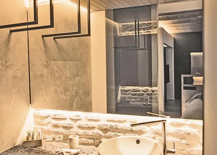 Villamora Alfaros 35 Free Parking *