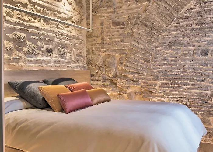 Villamora Alfaros 35 Free Parking