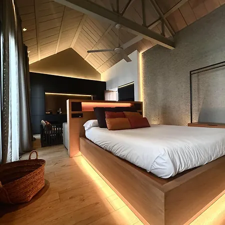 Апартаменти Villamora Alfaros 35