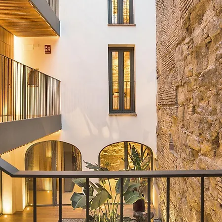 Villamora Alfaros 35 *