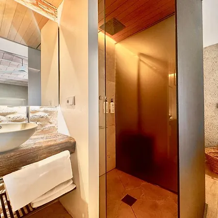 Villamora Alfaros 35 *